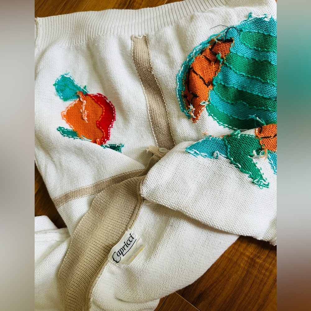 80s Vintage Capricci Knitwear Fruit Patterned Cream Sweater - Picture 16 of 16